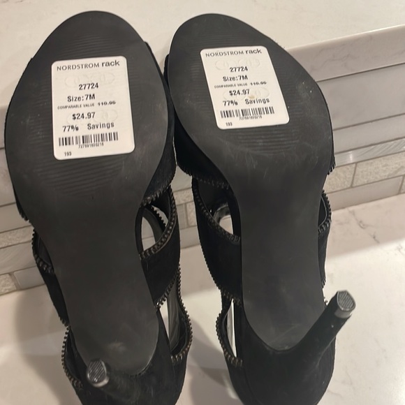 Women’s black open toe heels - Picture 3 of 6